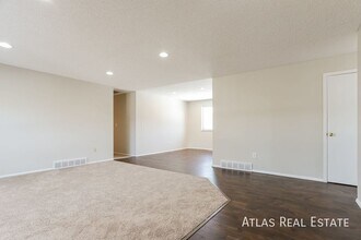 3012 S Nucla St in Aurora, CO - Building Photo - Building Photo