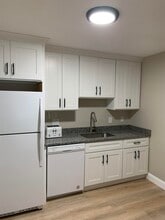 9 Strawberry Bank Rd in Nashua, NH - Building Photo - Building Photo