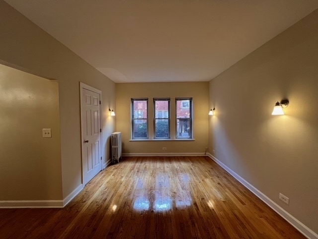 1347 1/2 W Touhy Ave in Chicago, IL - Building Photo - Building Photo