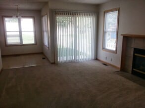 7316 S 29th St in Lincoln, NE - Building Photo - Building Photo