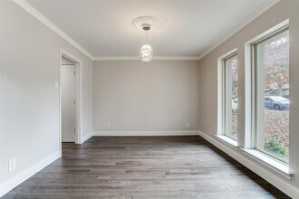 7327 Wellcrest Dr in Dallas, TX - Building Photo - Building Photo