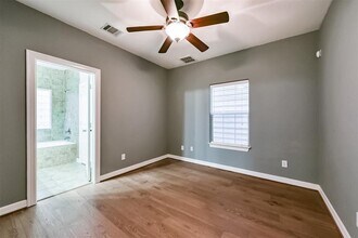 1109 W 15th 1/2 St in Houston, TX - Building Photo - Building Photo