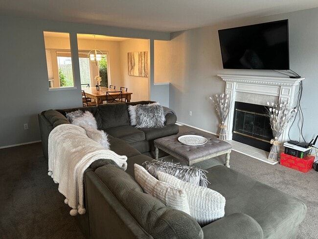 3829 52nd Ave NE in Tacoma, WA - Building Photo - Building Photo