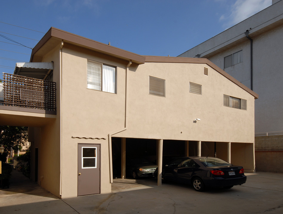 11522 Ohio Ave in Los Angeles, CA - Building Photo