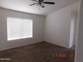 7031 W Louise Dr in Glendale, AZ - Building Photo - Building Photo