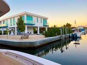 474 Bahia Honda Rd in Key Largo, FL - Building Photo - Building Photo