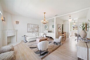 750 Española Wy in Miami Beach, FL - Building Photo