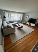 7344 W Belmont Ave in Chicago, IL - Foto de edificio - Building Photo