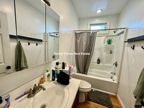 38 Gorham St, Unit 1 in Somerville, MA - Foto de edificio - Building Photo