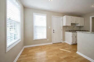 1000 Wesley Ln in Algonquin, IL - Foto de edificio - Building Photo