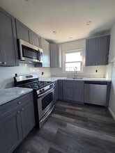 25 Oxford St in Paterson, NJ - Building Photo - Building Photo