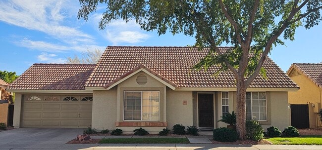 property at 3851 E Kent Dr