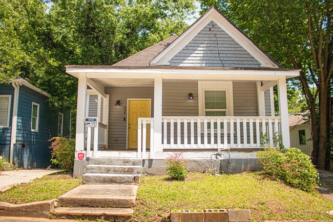 399 James P Brawley Dr NW in Atlanta, GA - Building Photo - Building Photo