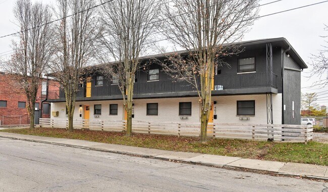 458 Miller Ave in Columbus, OH - Building Photo - Building Photo