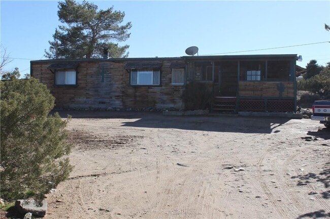 2855 Hollister Rd in Pinon Hills, CA - Building Photo - Building Photo