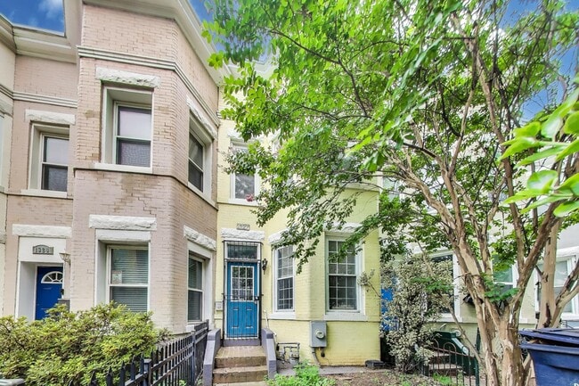 property at 1327 1st St NW