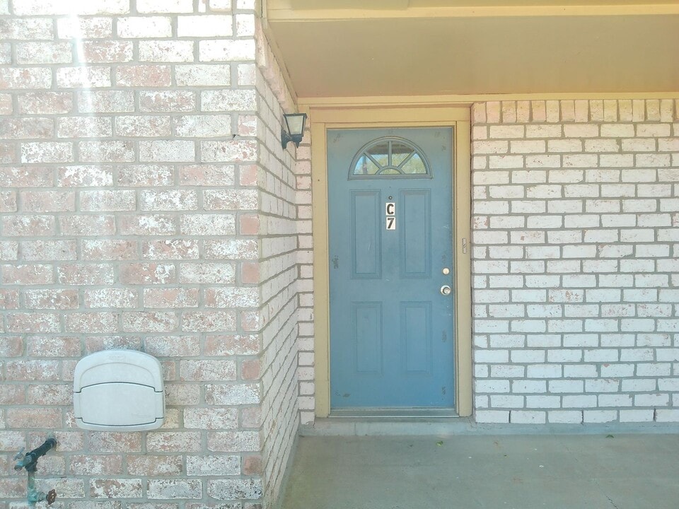 4929 Cedar Pass Dr in Corpus Christi, TX - Building Photo