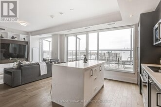 25 Adra Grado Way in Toronto, ON - Building Photo - Building Photo