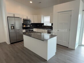 147 Buena Vista Dr in Grand Junction, CO - Building Photo - Building Photo