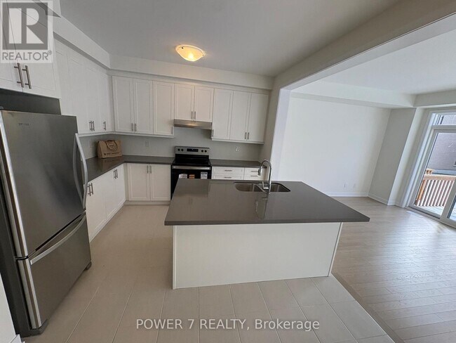 14 Harvey Bunker Cres in Markham, ON - Building Photo - Building Photo