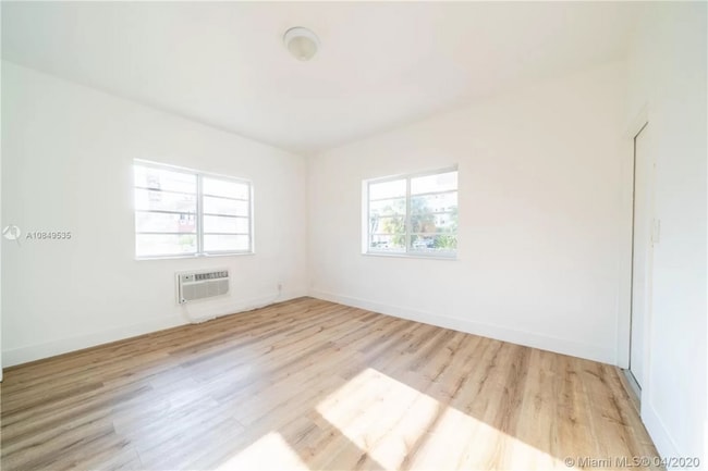 245 79th St in Miami Beach, FL - Building Photo - Building Photo