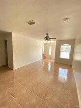 115 S 48th Ln in McAllen, TX - Foto de edificio - Building Photo