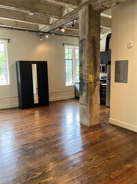 4411 Dallas St photo'