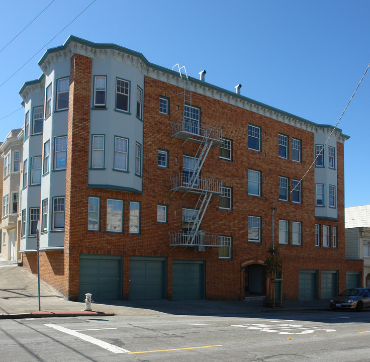 2015 Cabrillo St in San Francisco, CA - Building Photo