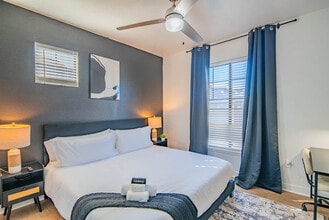 7455 N 95th Ave in Glendale, AZ - Building Photo - Building Photo