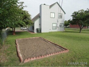 2122 Lazy Ridge Dr in Killeen, TX - Building Photo - Building Photo