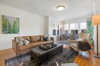 1624 W Olive Ave in Chicago, IL - Building Photo - Building Photo