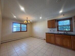 31 Poplar Ave in Little Ferry, NJ - Building Photo - Building Photo