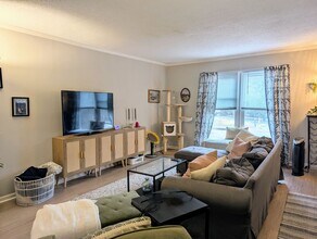 2213 Stayman Cir in Chapel Hill, NC - Building Photo - Building Photo