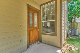 7 Wickerdale Pl in The Woodlands, TX - Foto de edificio - Building Photo