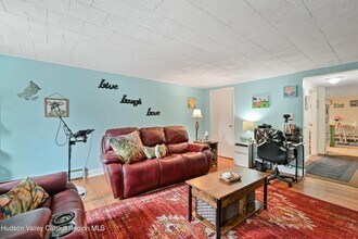 3656 Main St in Stone Ridge, NY - Building Photo - Building Photo