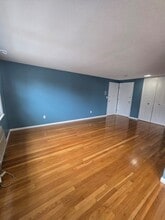 180 Nesmith St, Unit 11 in Lowell, MA - Building Photo - Building Photo