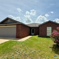 1005 E Ave S in Belton, TX - Building Photo
