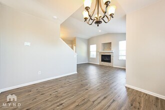 19609 E Elk Creek Dr in Parker, CO - Foto de edificio - Building Photo