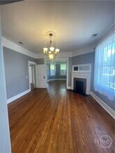 418 E 40th St in Savannah, GA - Building Photo - Building Photo