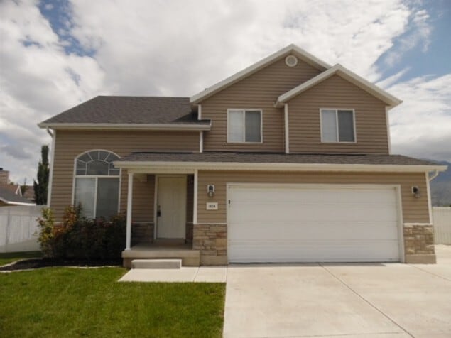 property at 1654 W 470 S