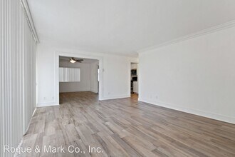 1319 Berkeley St in Santa Monica, CA - Foto de edificio - Building Photo