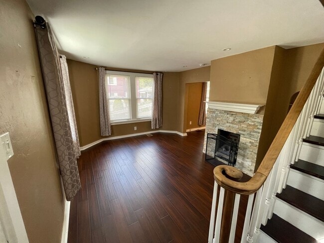 401 Clarence St in Pittsburgh, PA - Building Photo - Building Photo