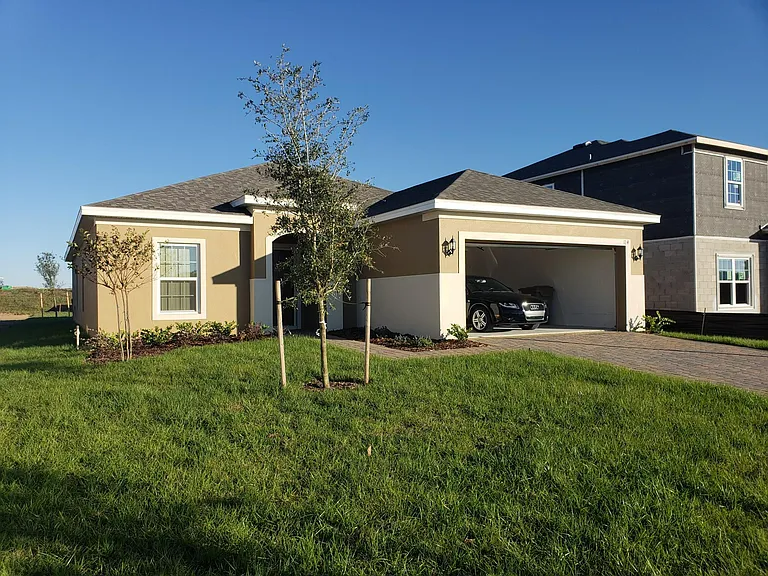 114 Green Branch Blvd in Groveland, FL - Building Photo