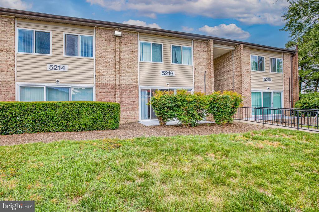 5215 Morris Ave, Unit 203 in Camp Springs, MD - Building Photo