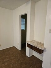 2942 Bernice Dr in Longview, TX - Foto de edificio - Building Photo