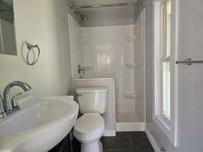 223 Washington St in Wallingford, CT - Building Photo - Building Photo