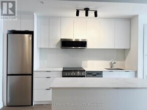 1655 Carling Ave in Ottawa, ON - Building Photo - Building Photo