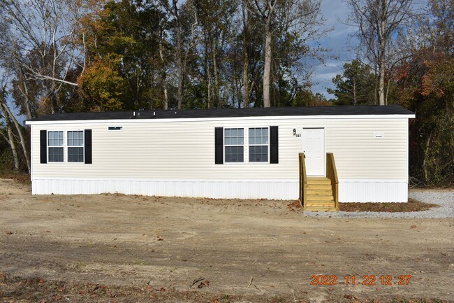 187 Mason Hill Ln in Lillington, NC - Foto de edificio - Building Photo