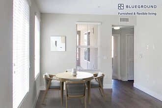 701 Breeze Hill Rd in Vista, CA - Building Photo - Building Photo