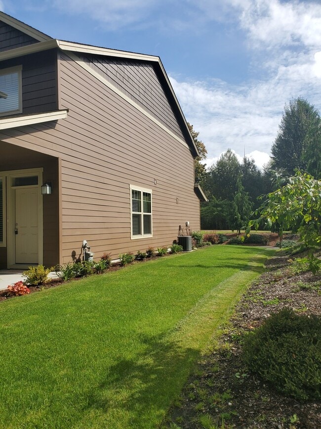 3504 Hepburn St NE in Lacey, WA - Building Photo - Building Photo